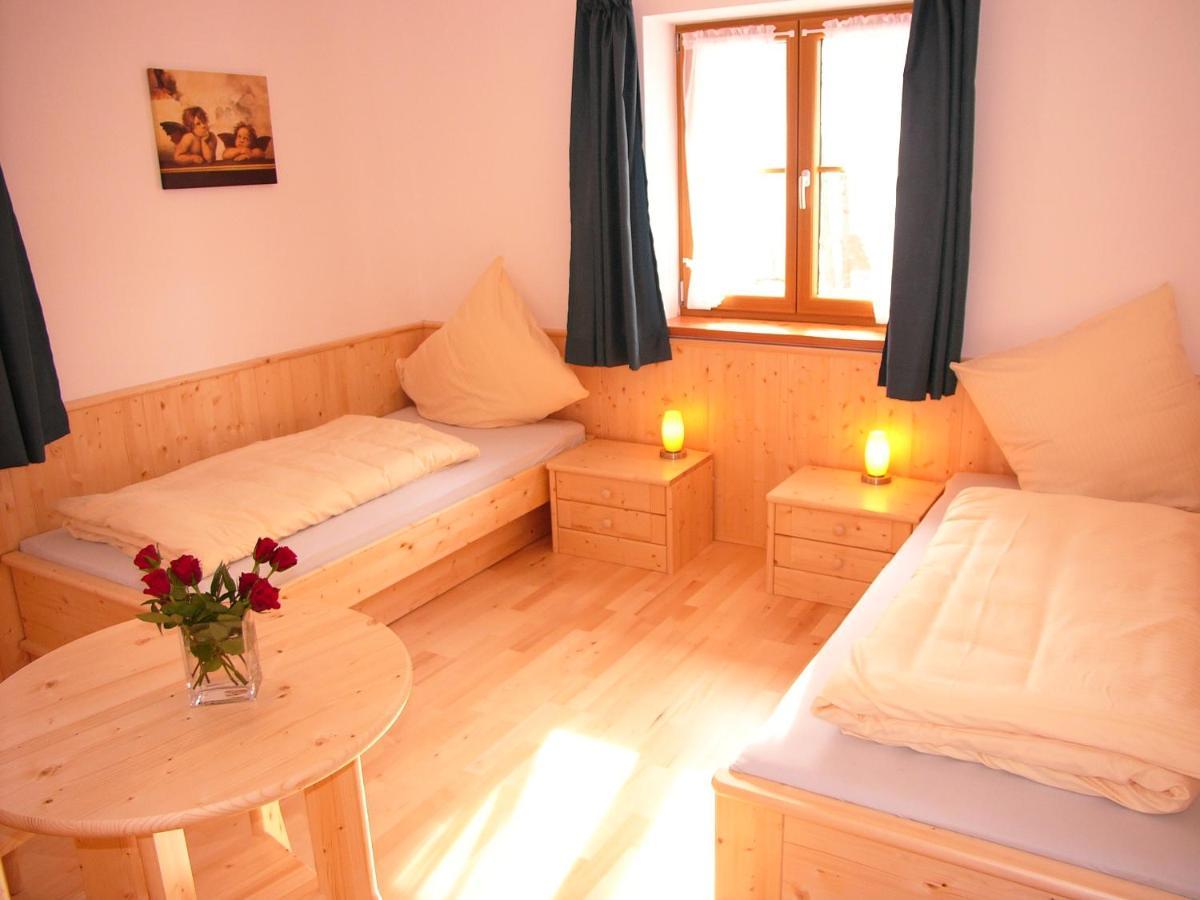 Gaestehaus Weissenbauer Ленгрис Екстериор снимка